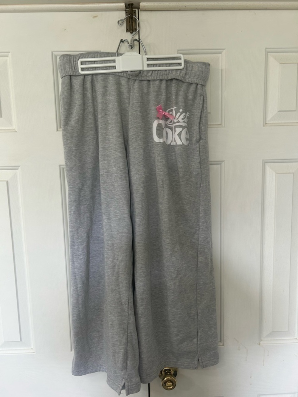 Diet Coke Sweatpants with a Pink Bow. Folded waist. Bootcut. XL 16-18